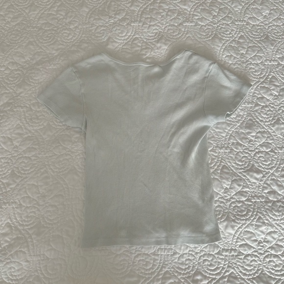 Top - Picture 2 of 2